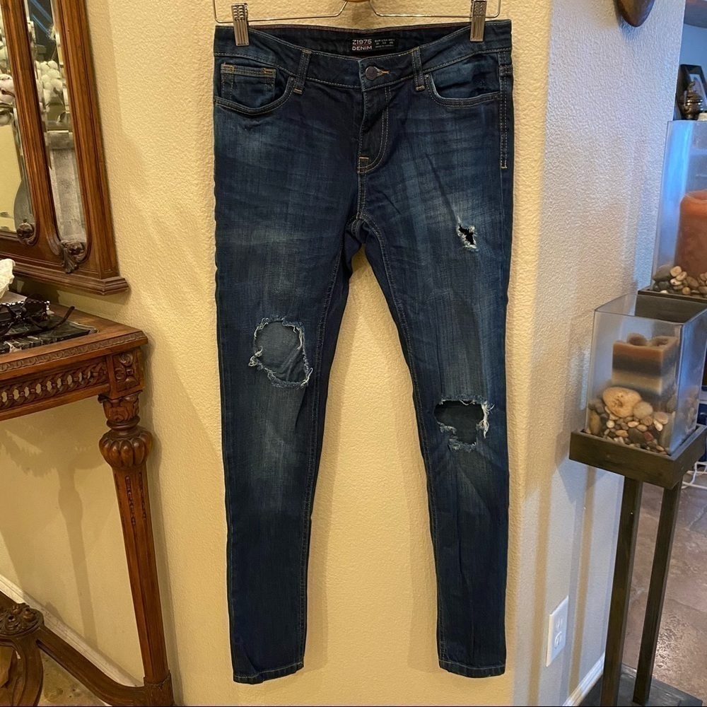 ZARA Women Dark Blue Ripped Jeans Size 4